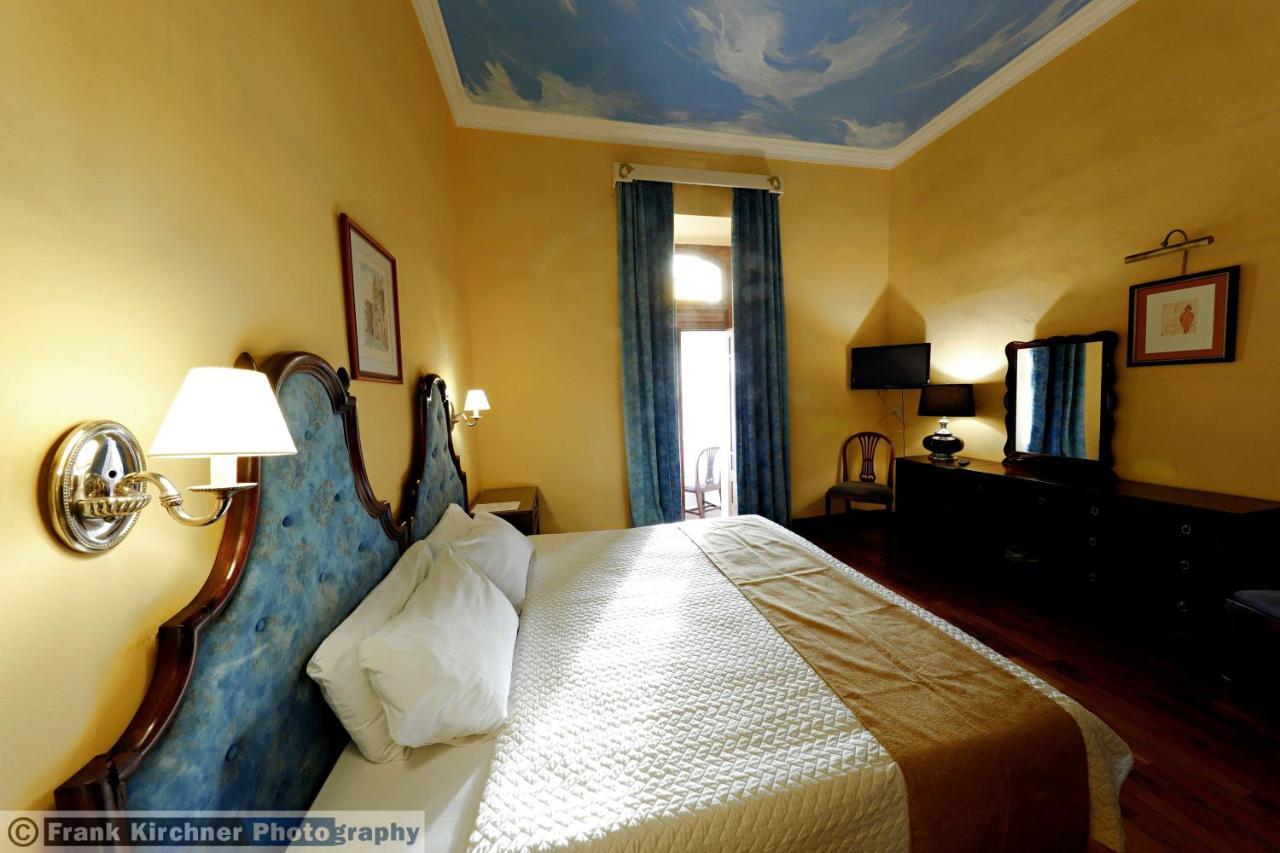 Hotel Castille Valletta Eksteriør billede